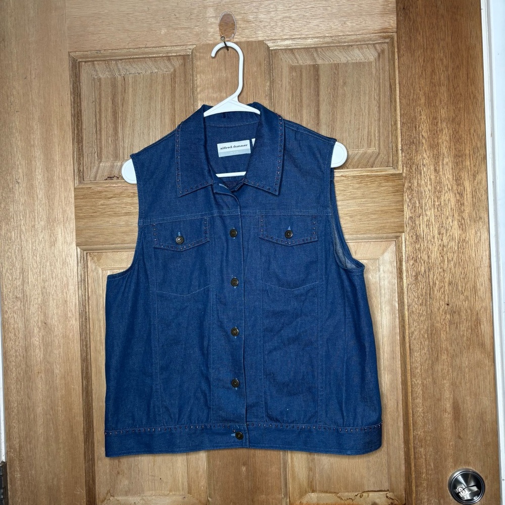 Alfred Dunner women’s bohemian Denim Floral Embroidered Vest Size 10P